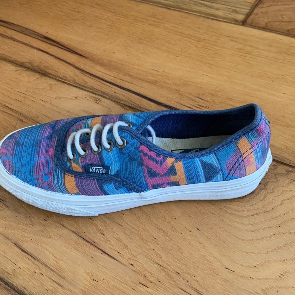 Aztec Vans - Picture 3 of 4